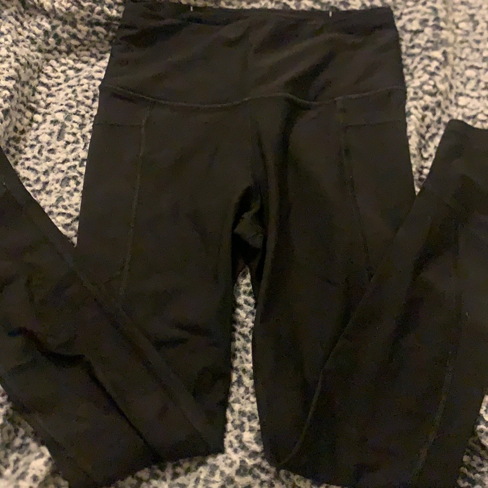 victoria’s secret black leggings with pocket size xs